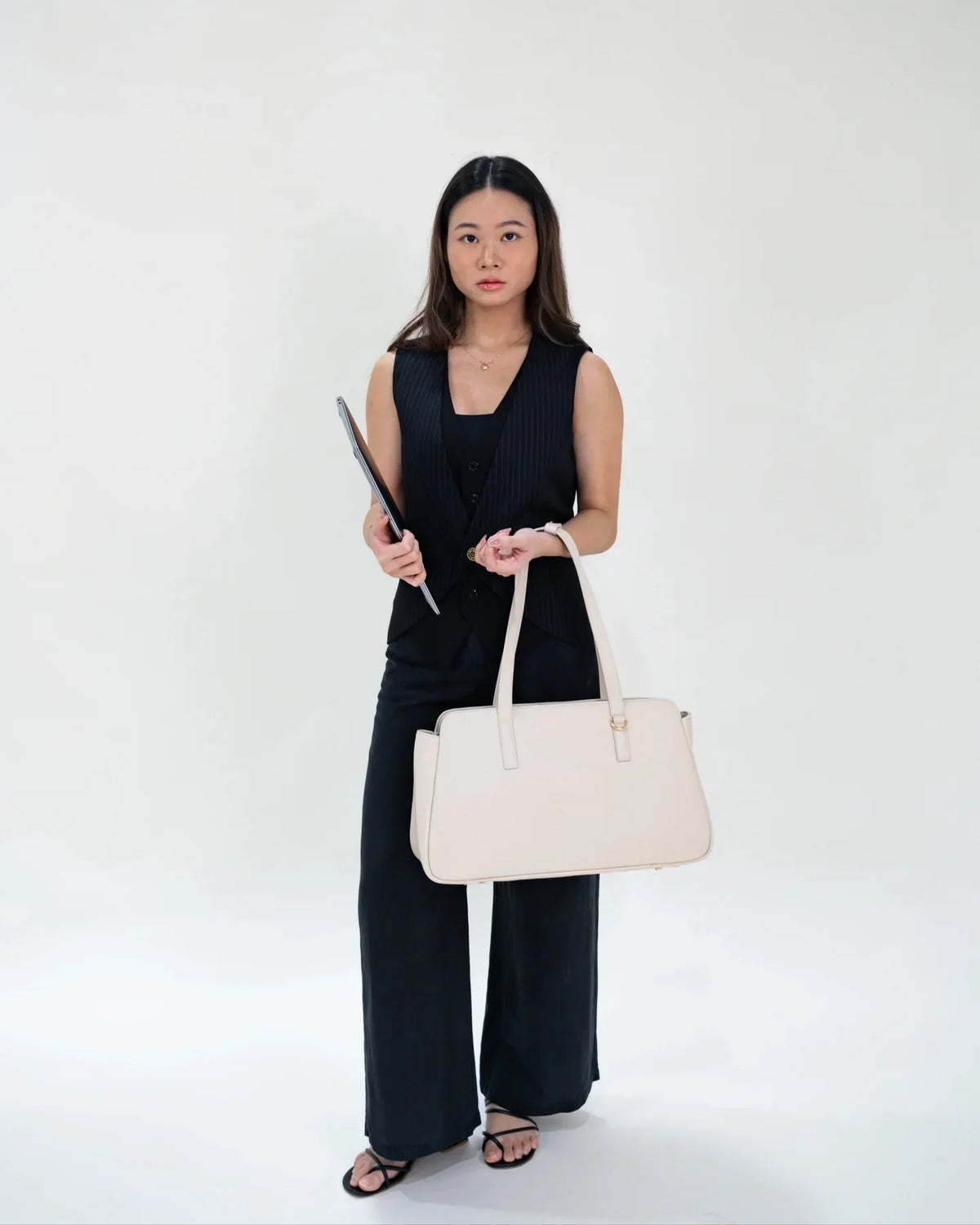 The Kai Tote - Black