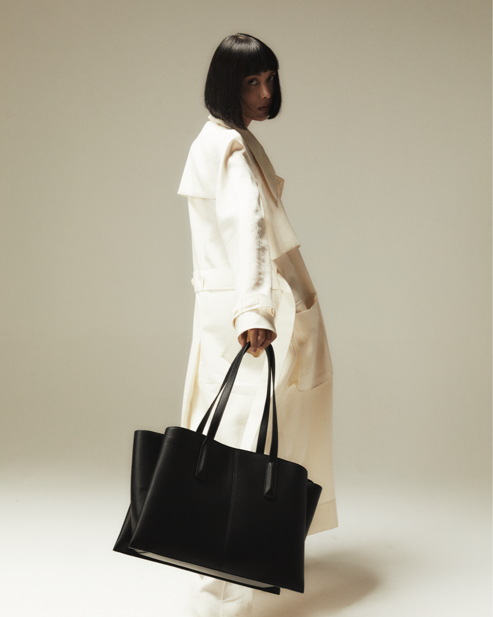The Essential Tote - Latte